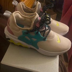 Nike React Presto size 9 women preowned